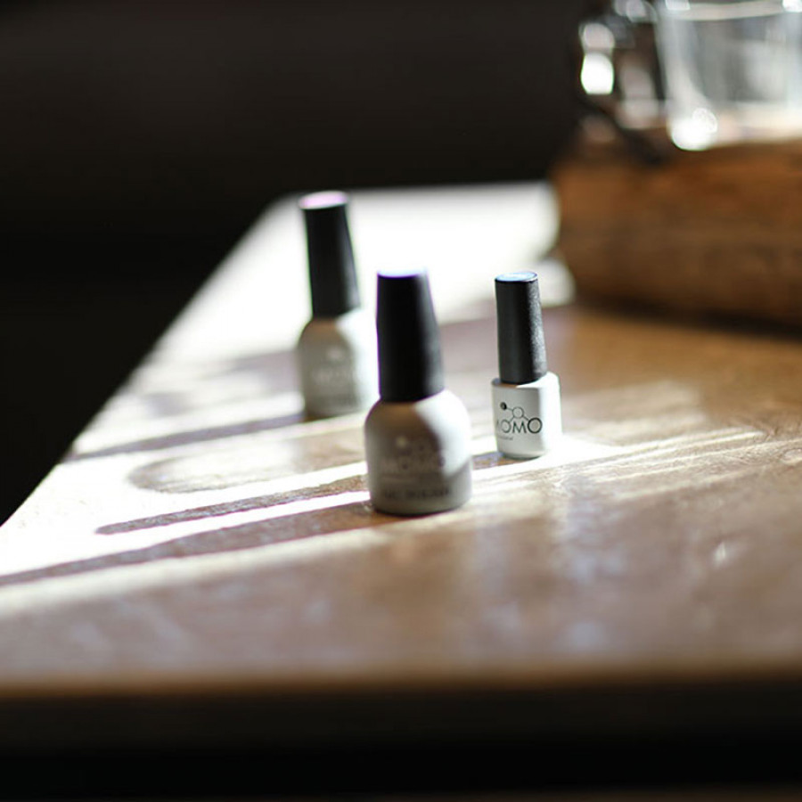    ZEVKLİ VE GÖSTERİŞLİ   